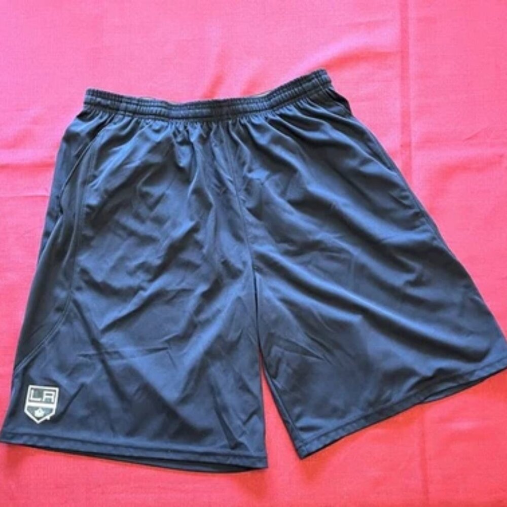 Men's Under Armour LA Kings Black Athletic Shorts Size Large